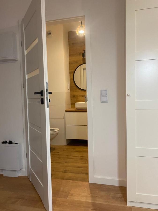 Airport Green Apartment Kl21 - Air Condition & Free Parking Warschau Exterior foto