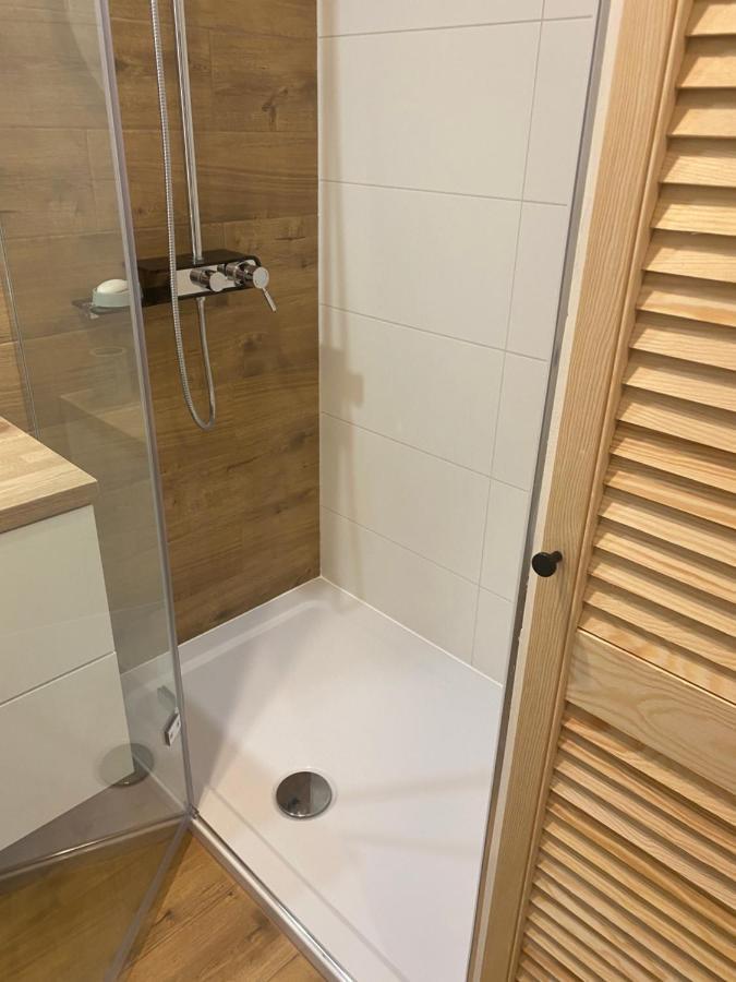 Airport Green Apartment Kl21 - Air Condition & Free Parking Warschau Exterior foto