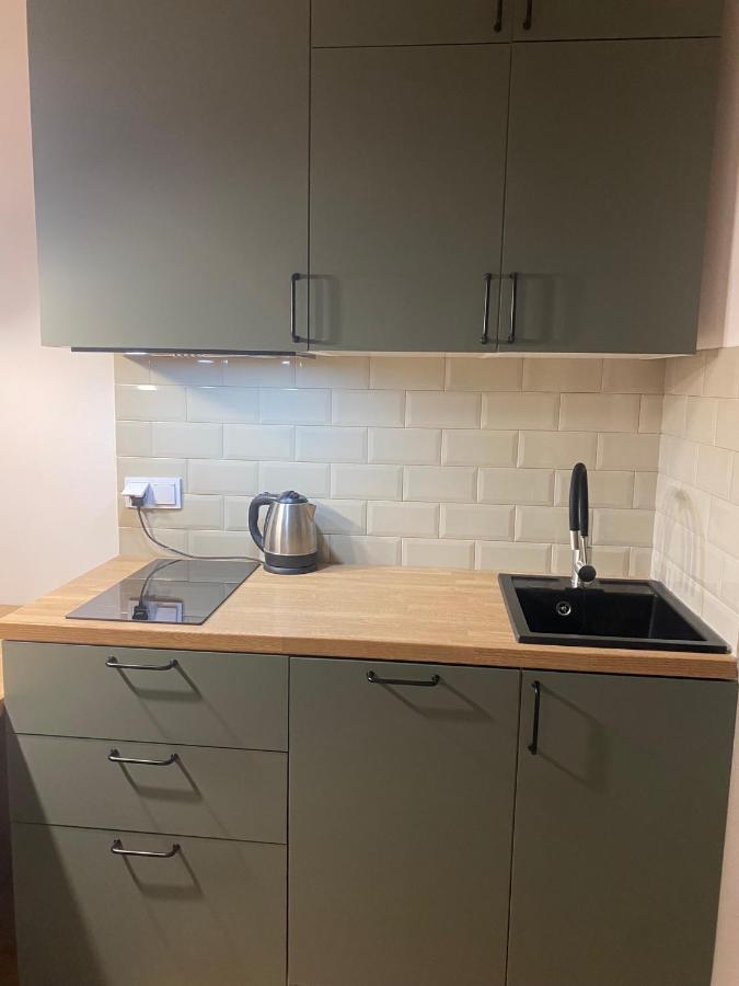 Airport Green Apartment Kl21 - Air Condition & Free Parking Warschau Exterior foto